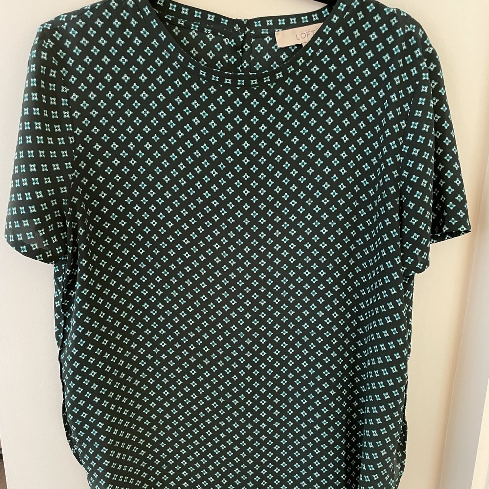 LOFT printed scoop neck blouse